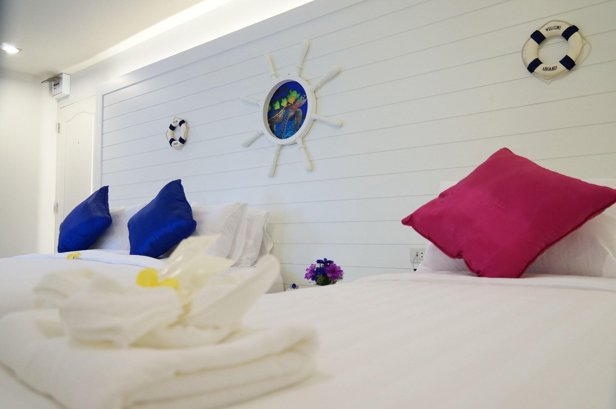 Bed By Cruise Hotel At Samakkhi-Tivanont Nonthaburi Exteriör bild